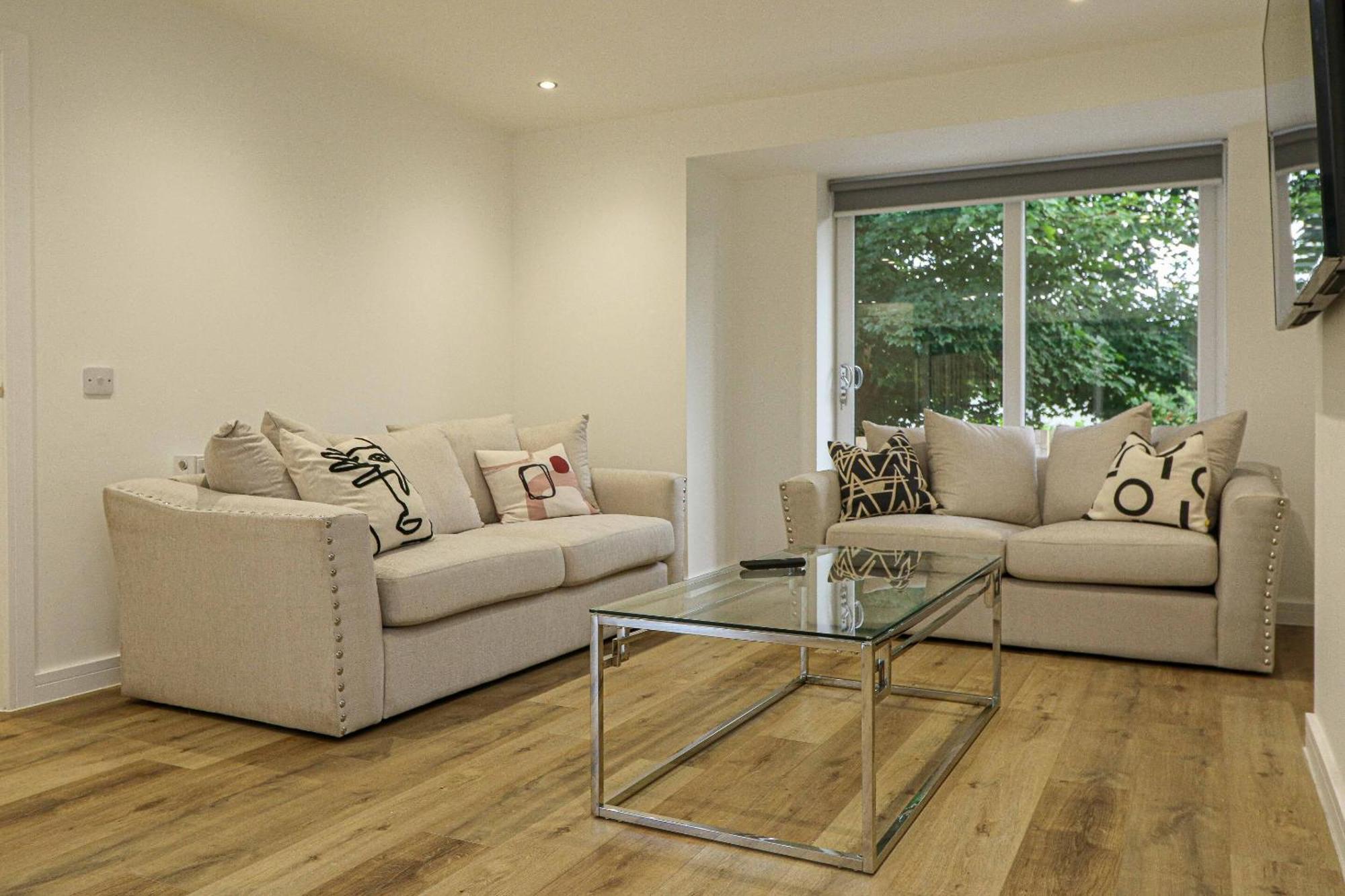 Wyndford Riverside House 글라스고 외부 사진